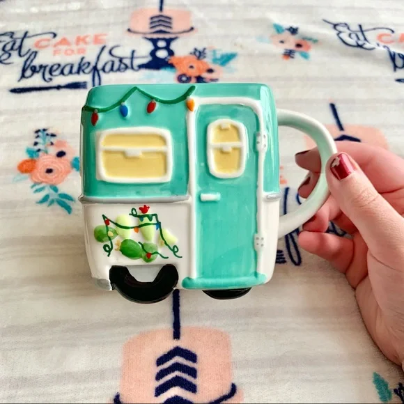 🎄 BOHO Hippie RV Christmas Ceramic Mug ☮️ - Picture 1 of 6